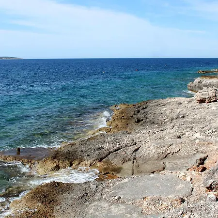 Apartment By The Sea Zavala, Hvar - 8774
