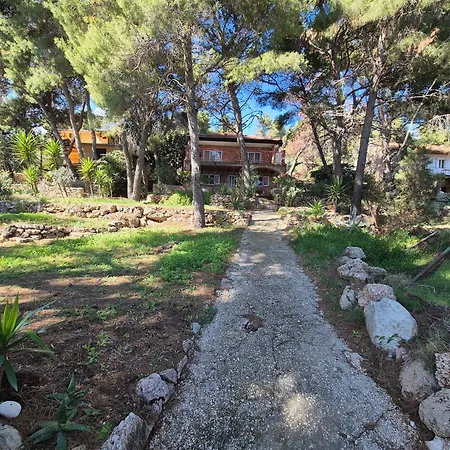 By The Sea Zavala, Hvar - 8774 Appartement Jelsa (Hvar)