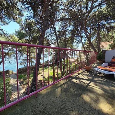 Appartement By The Sea Zavala, Hvar - 8774
